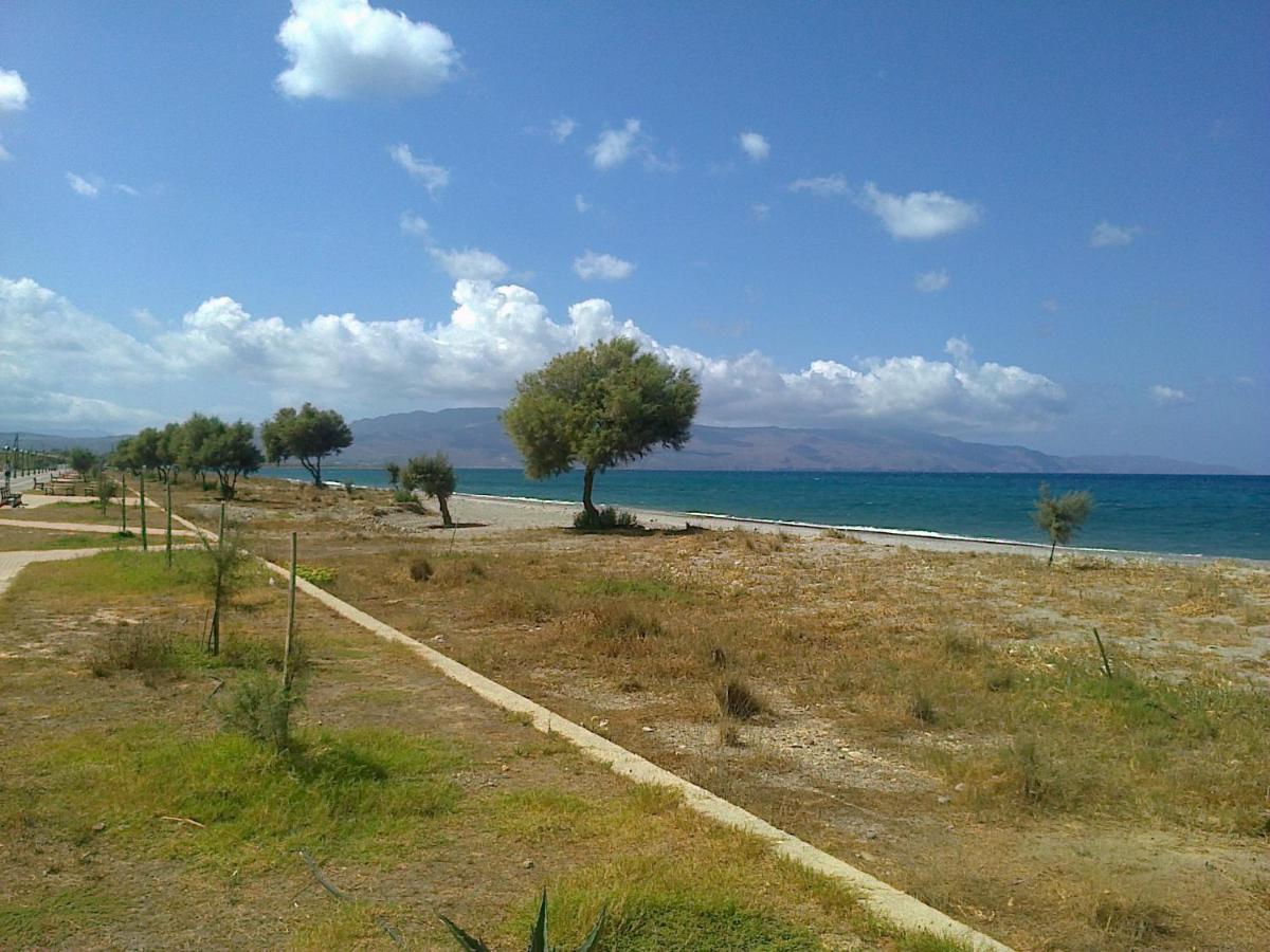 Apartament Leon Maleme Do 6 Os. Apartment Luaran gambar